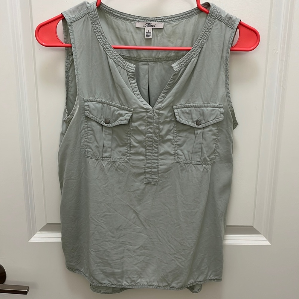 Mavi - Blouse / Sage Green / Looks better after ironing:)